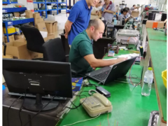 俄羅斯客戶再次訪問奧特儀表公司，進行壓力傳感器測試