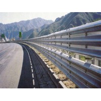 海口一級公路兩側防撞護欄板 屯昌波形梁鋼護欄批發