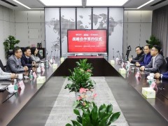 埃斯頓與蜂巢能源、章魚博士達成戰略合作，聚力前行，攜手共贏！